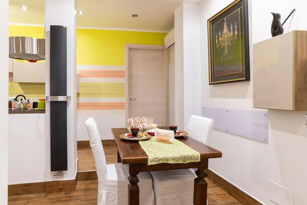Apartmán Lily'S - Near Harbor And Downtown With Terrace - Italy Flat Vacation Janov Exteriér fotografie