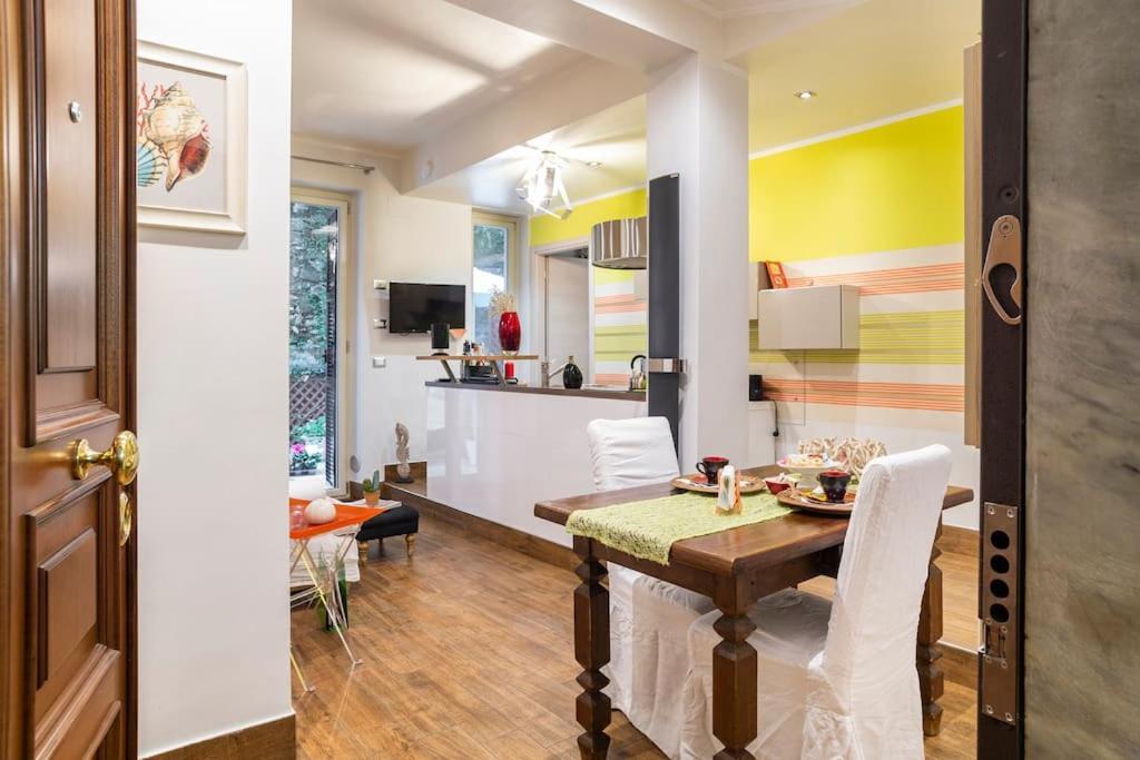 Apartmán Lily'S - Near Harbor And Downtown With Terrace - Italy Flat Vacation Janov Exteriér fotografie